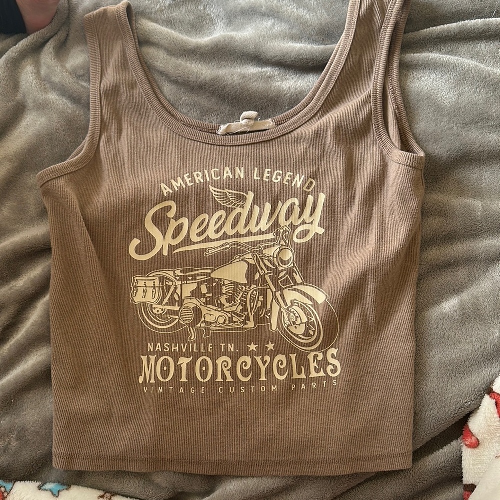 Tank top.